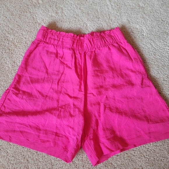 2/$20 H&M Linen Blend Shorts S - Picture 1 of 8